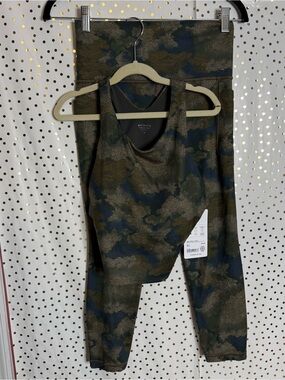 Athleta Camo Sculpt Tank and Leggings Set - Olive Green & Navy